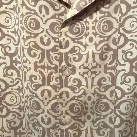 NWOT. Paradise by Axis bottom down shirt - Picture 5 of 6